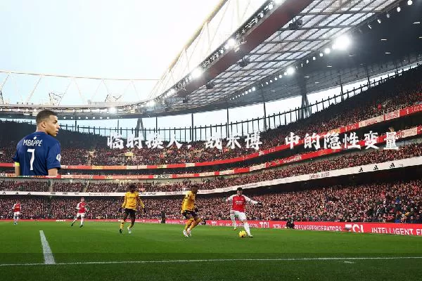 临时换人:战术博弈中的隐性变量